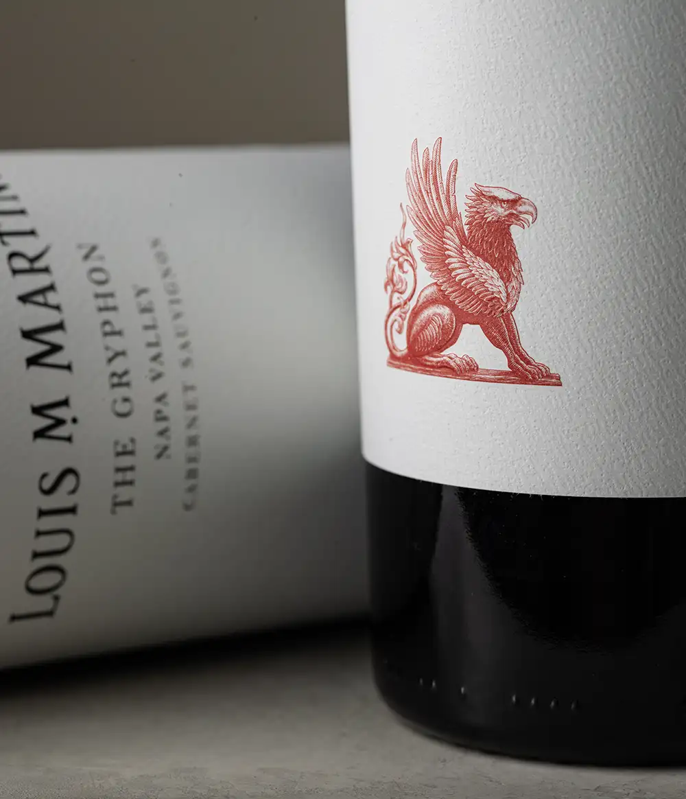 The Gryphon wine label close up